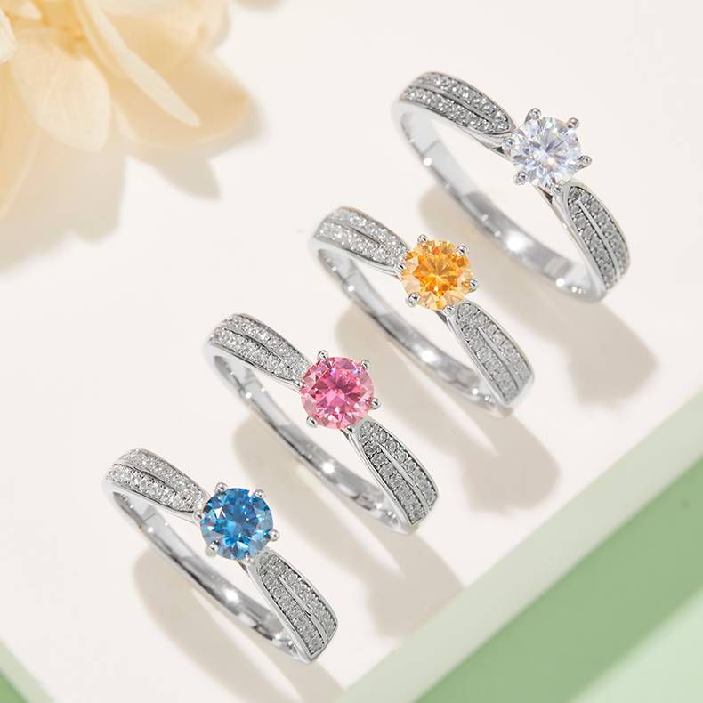 Deluxe Starry Queen S925 Silver Plated Platinum Moissanite Women's Ring 50 Points D-Class